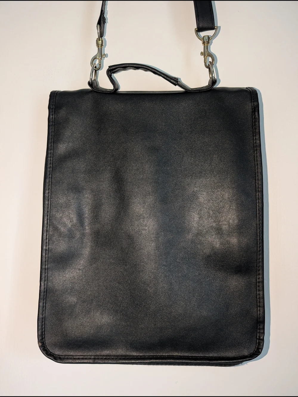 Black Leather Messenger Bag - Classic Men’s Crossbody